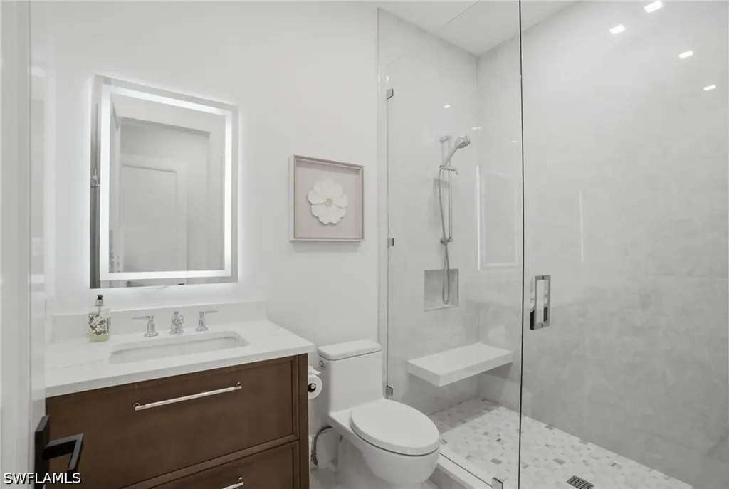 264 8th Avenue S Naples FL 34102