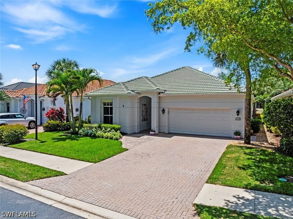 3599 Grand Cypress Drive Naples FL 34119