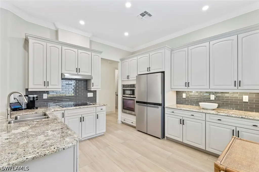 3599 Grand Cypress Drive Naples FL 34119