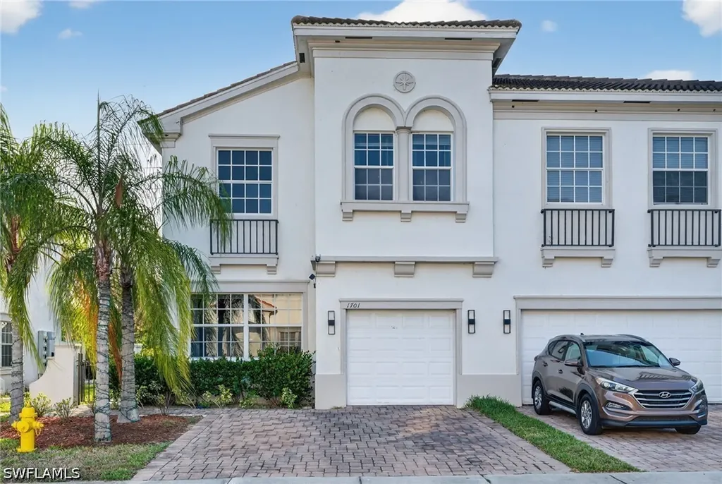 7005 Romana Way Naples FL 34119