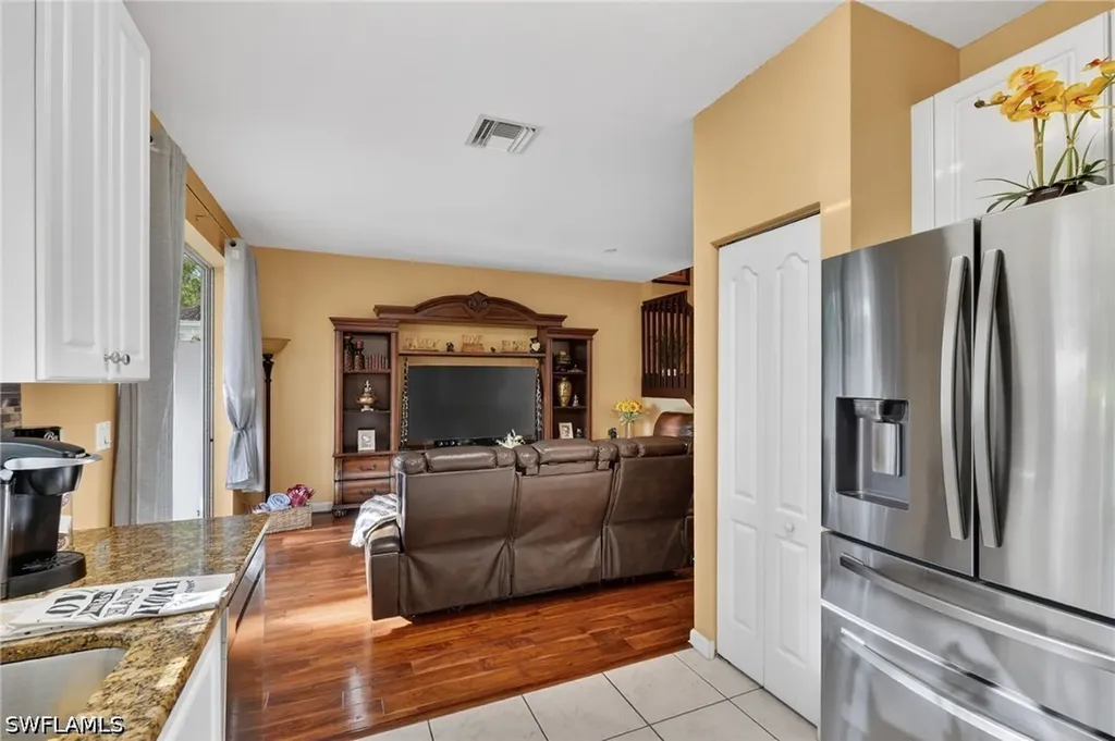 7005 Romana Way Naples FL 34119