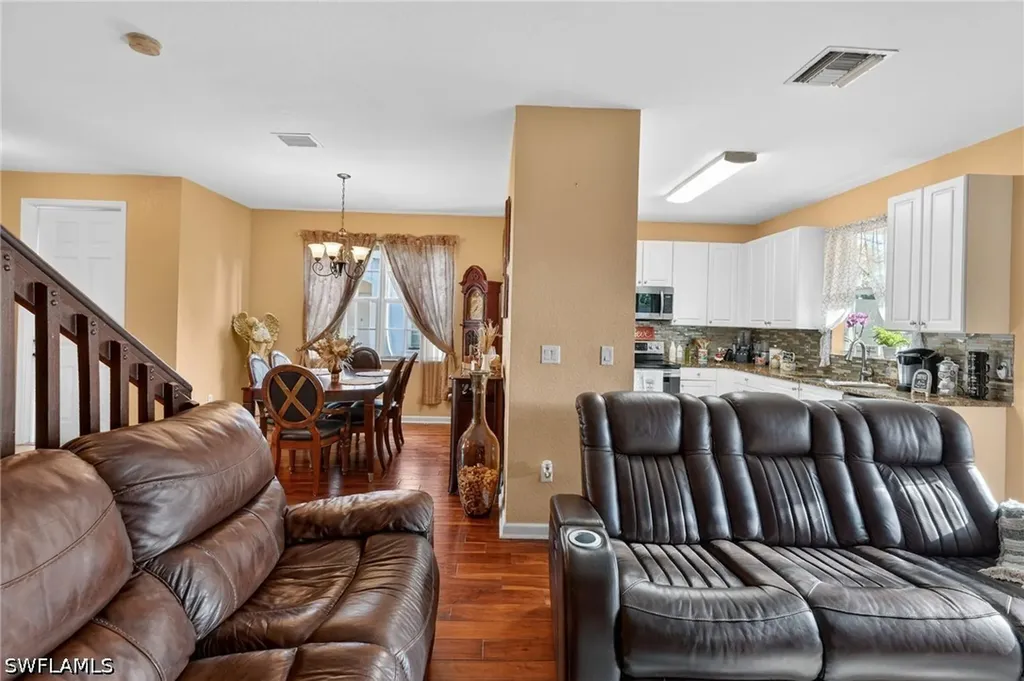 7005 Romana Way Naples FL 34119