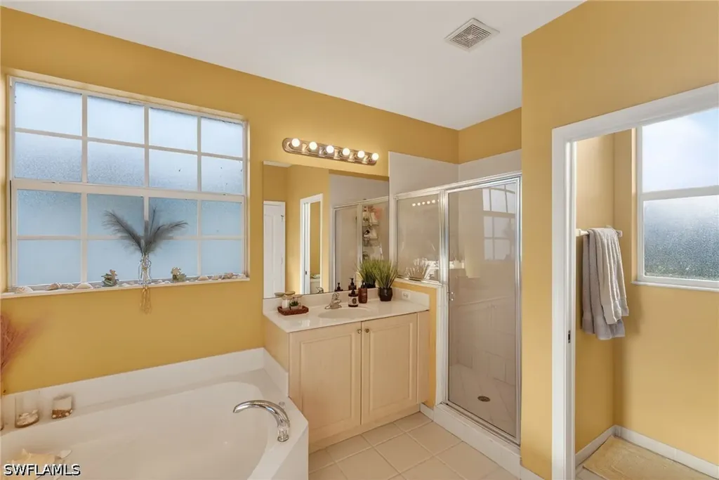 7005 Romana Way Naples FL 34119