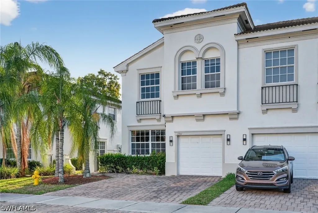 7005 Romana Way Naples FL 34119