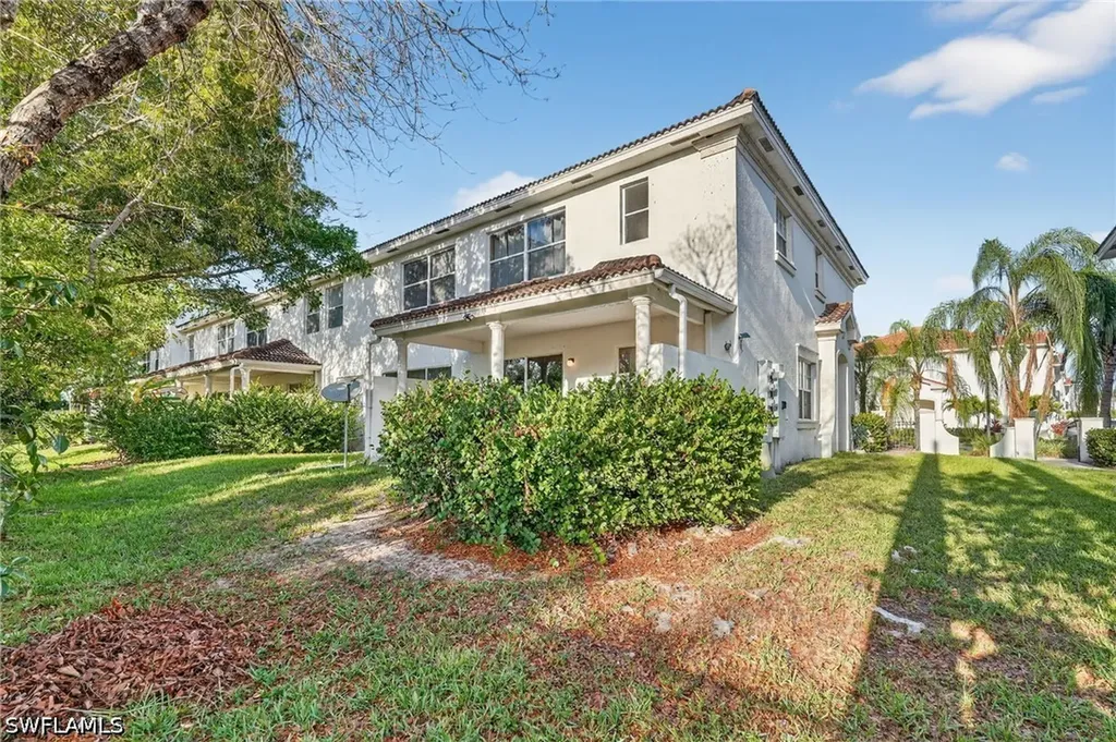 7005 Romana Way Naples FL 34119