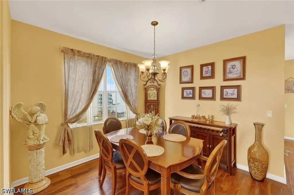 7005 Romana Way Naples FL 34119