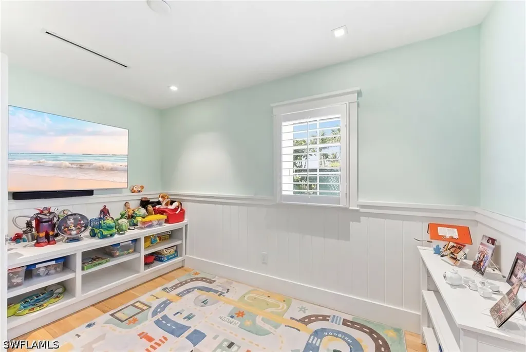 2002 4th Street S Naples FL 34102
