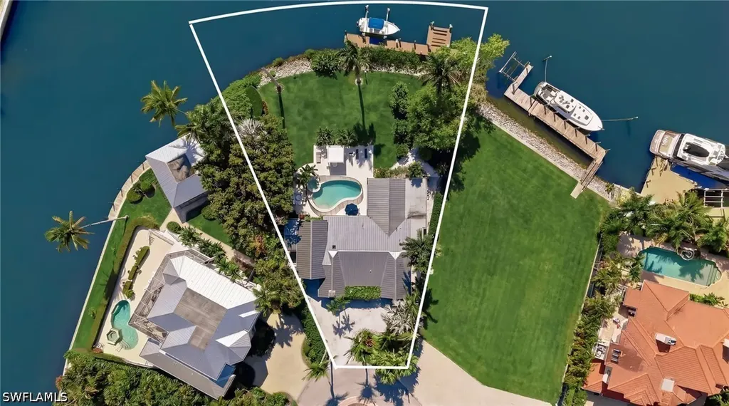 2002 4th Street S Naples FL 34102