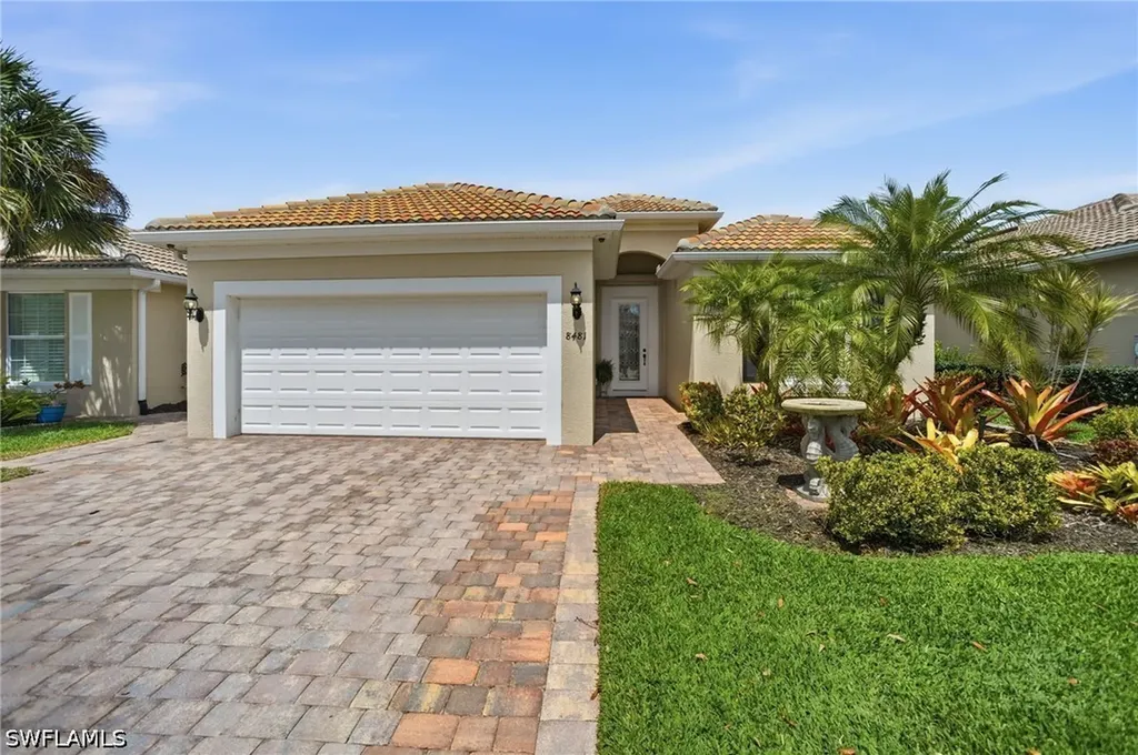 8481 Benelli Court Naples FL 34114