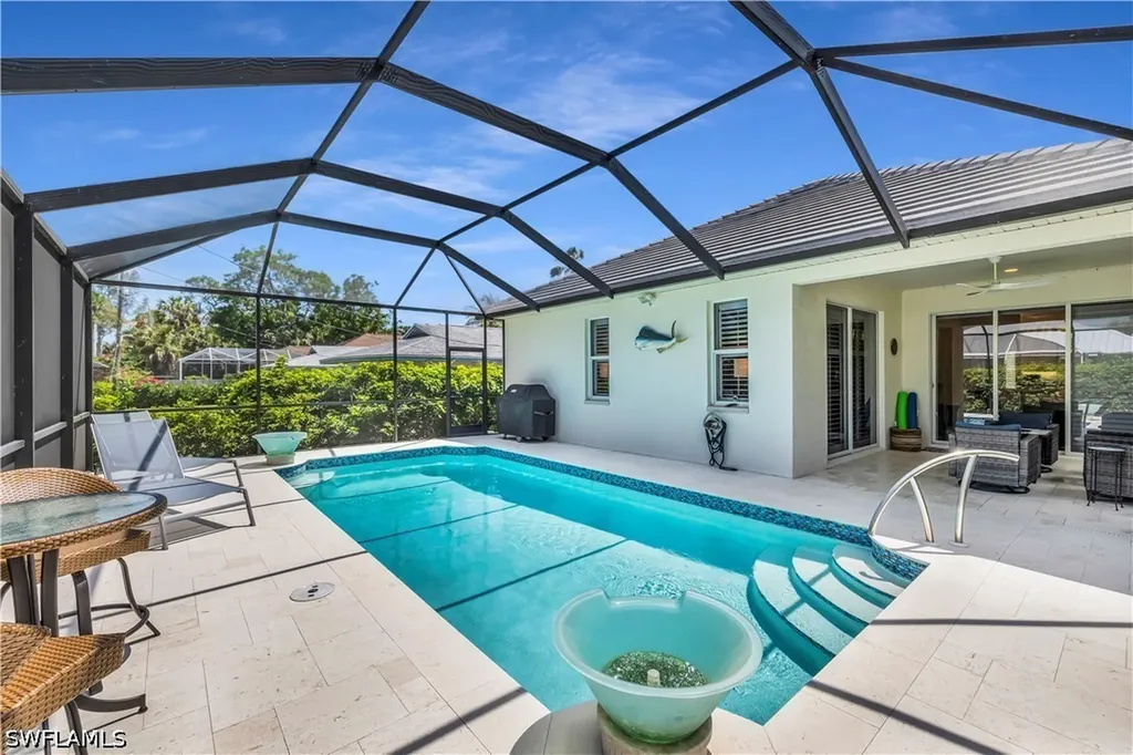 513 96th Avenue N Naples FL 34108