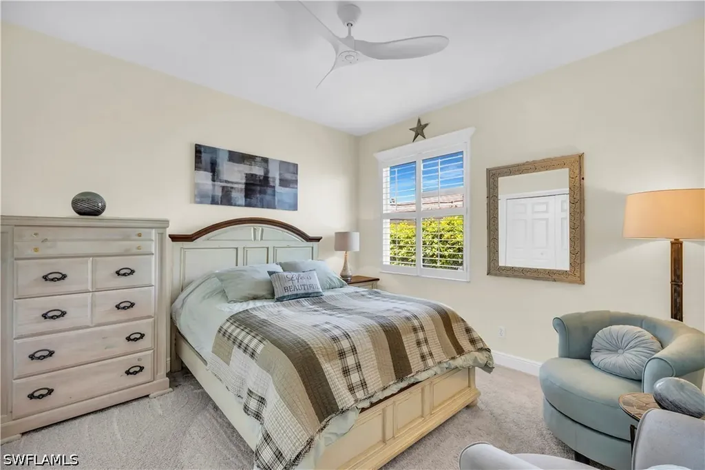 513 96th Avenue N Naples FL 34108