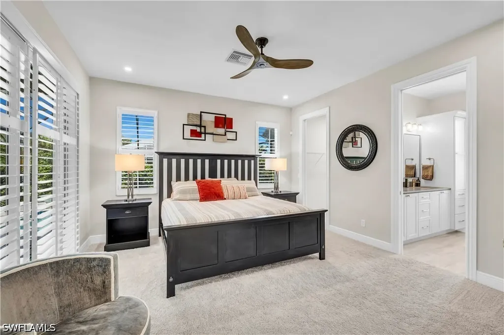 513 96th Avenue N Naples FL 34108