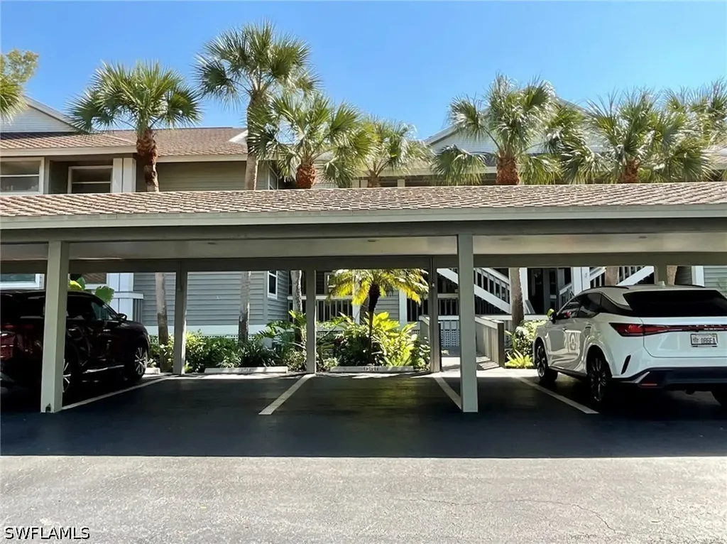 660 Wiggins Bay Drive Naples FL 34110