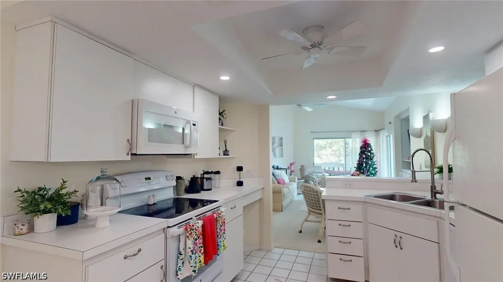 660 Wiggins Bay Drive Naples FL 34110