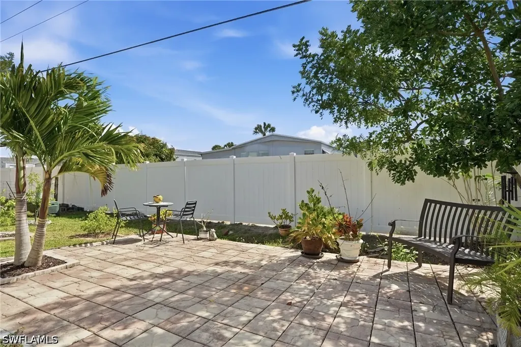 232 Cape Sable Drive Naples FL 34104