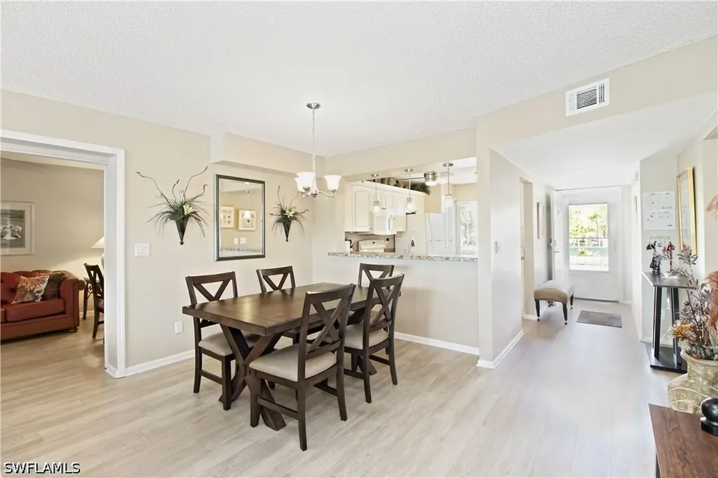 5970 Amherst Drive Naples FL 34112