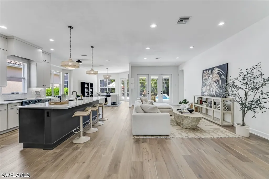 Naples FL, 6132 Highwood Park Lane