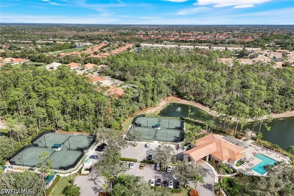 6132 Highwood Park Lane Naples FL 34110
