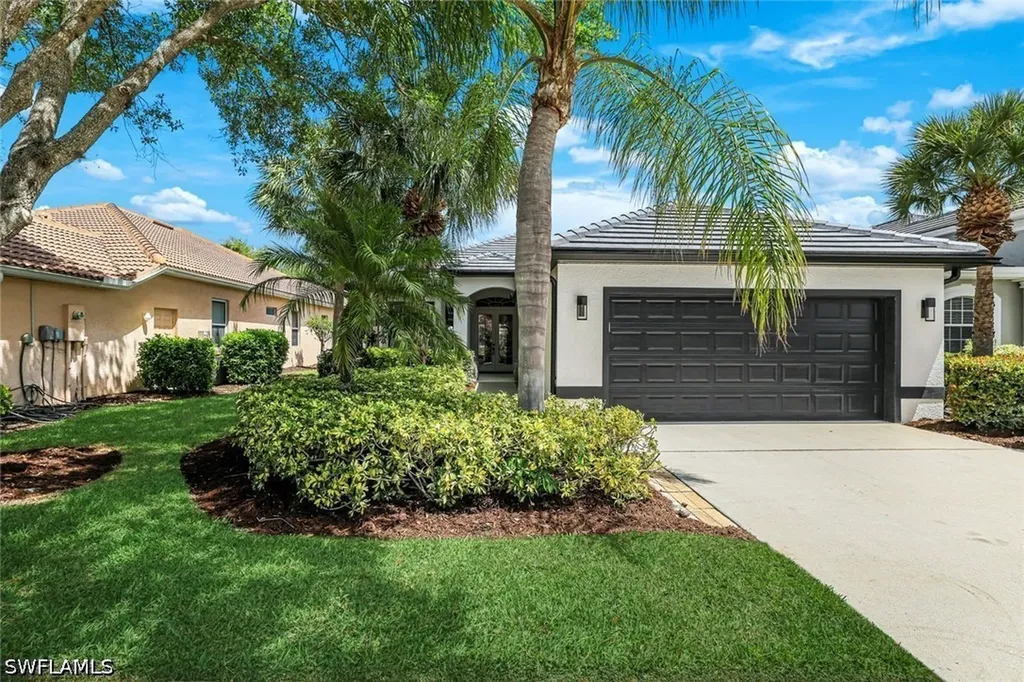 6132 Highwood Park Lane Naples FL 34110