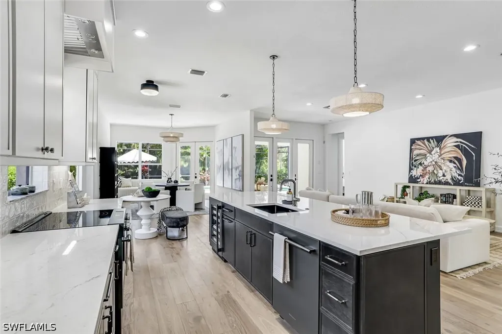 6132 Highwood Park Lane Naples FL 34110