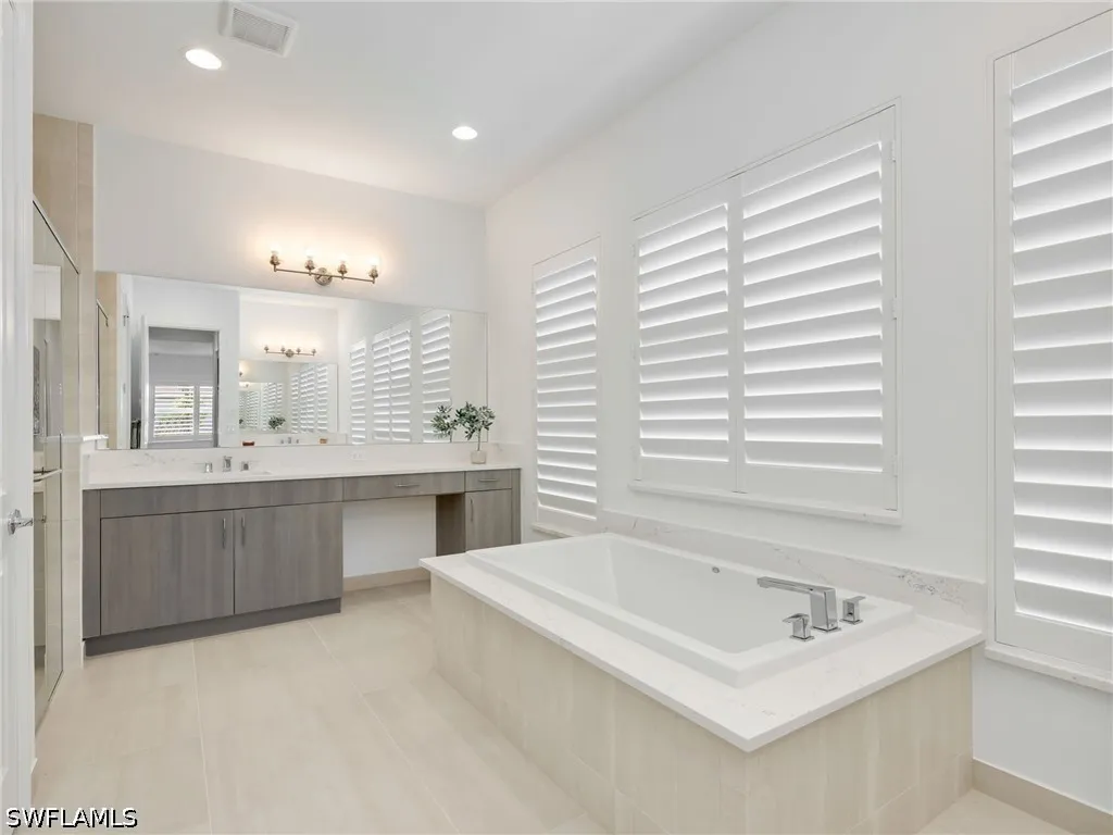 11268 Daphne Court Naples FL 34120