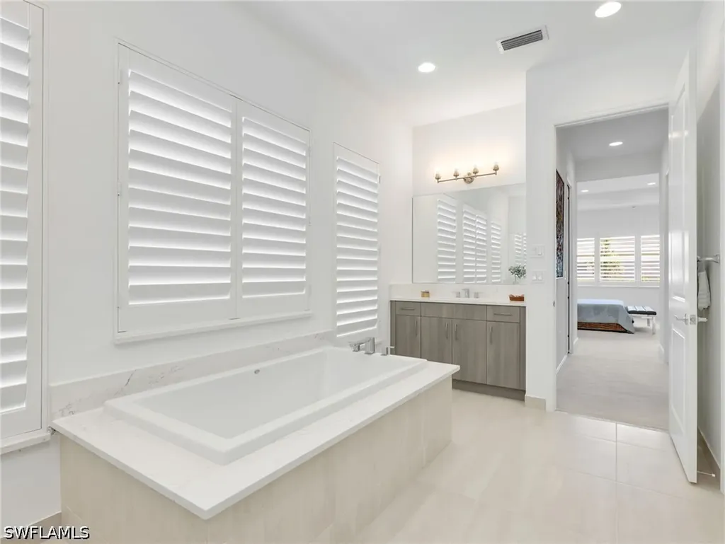 11268 Daphne Court Naples FL 34120