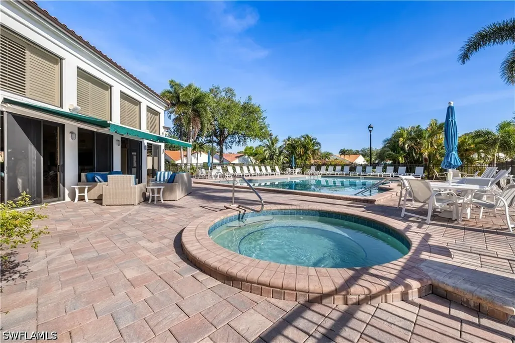 565 Beachwalk Circle Naples FL 34108