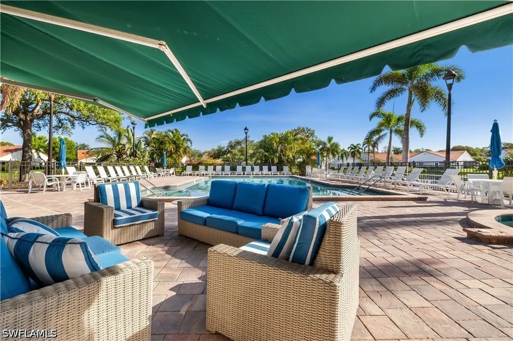 565 Beachwalk Circle Naples FL 34108