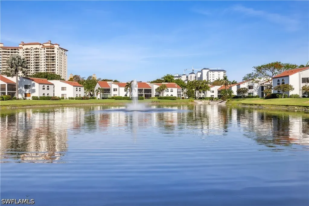 565 Beachwalk Circle Naples FL 34108