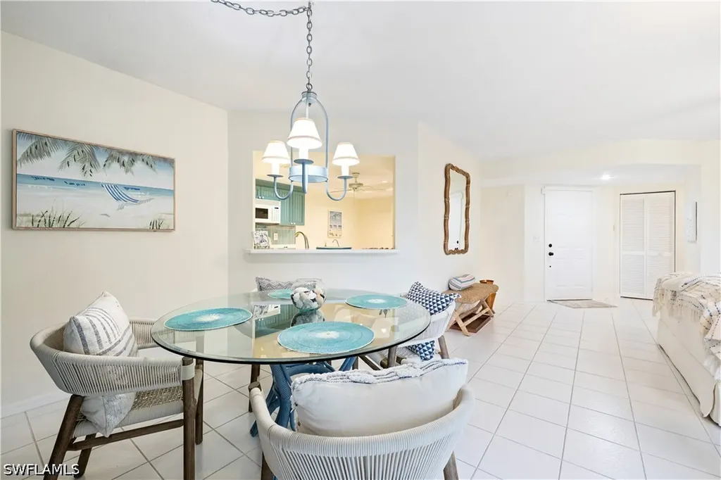 565 Beachwalk Circle Naples FL 34108
