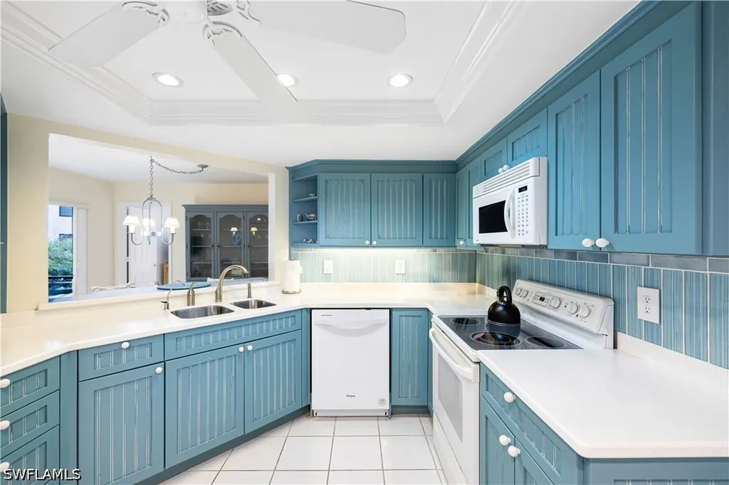 565 Beachwalk Circle Naples FL 34108