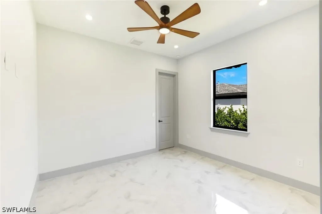 2833 SW 25th Avenue Cape Coral FL 33914