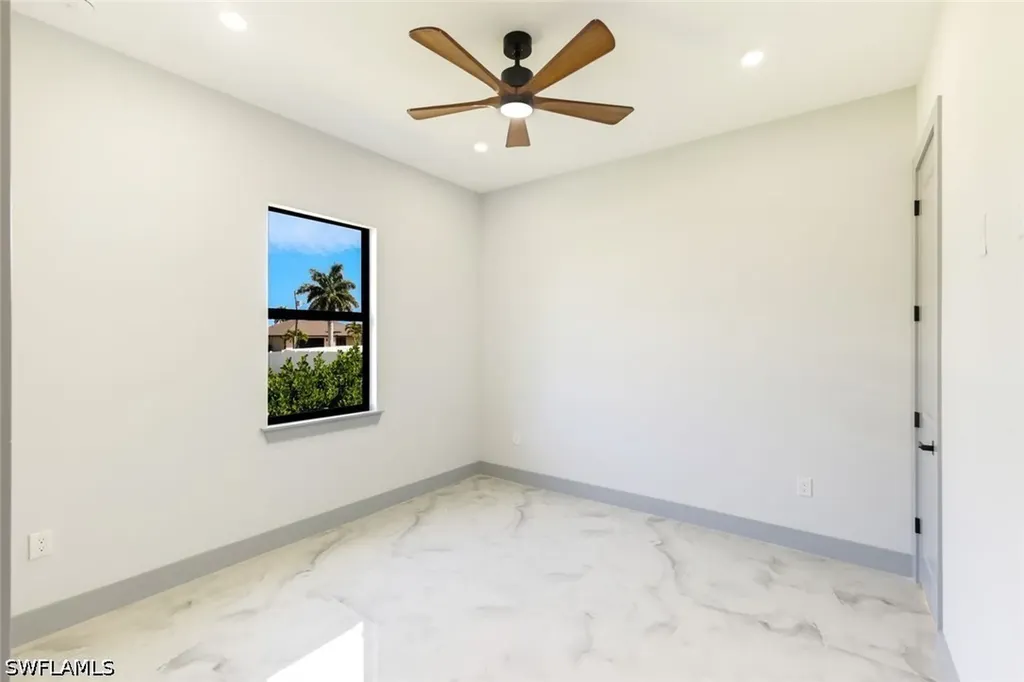2833 SW 25th Avenue Cape Coral FL 33914