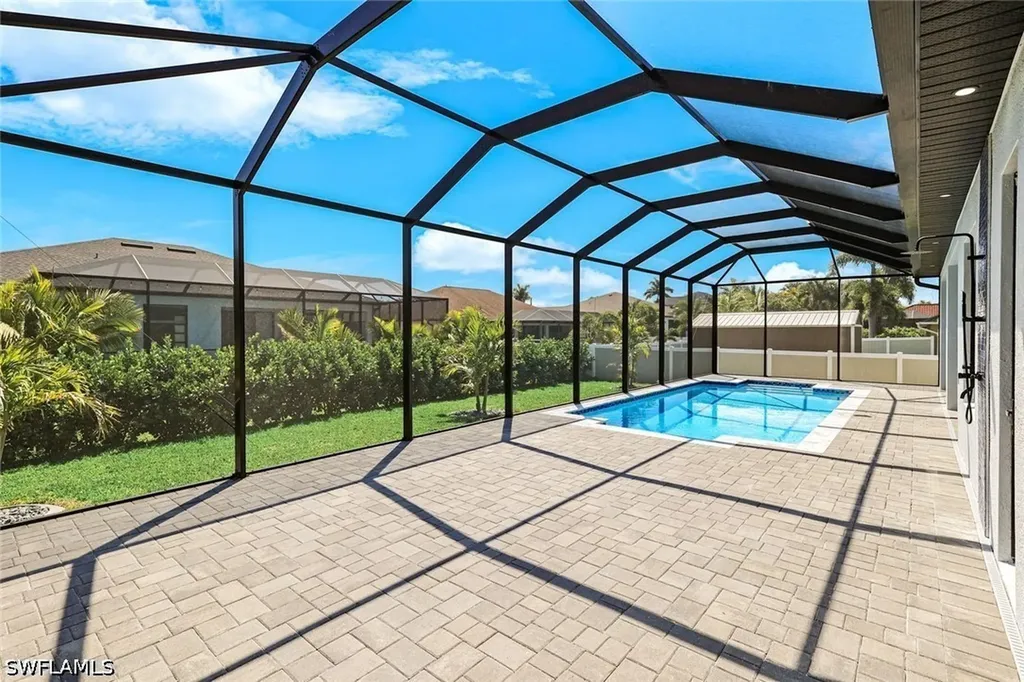 2833 SW 25th Avenue Cape Coral FL 33914