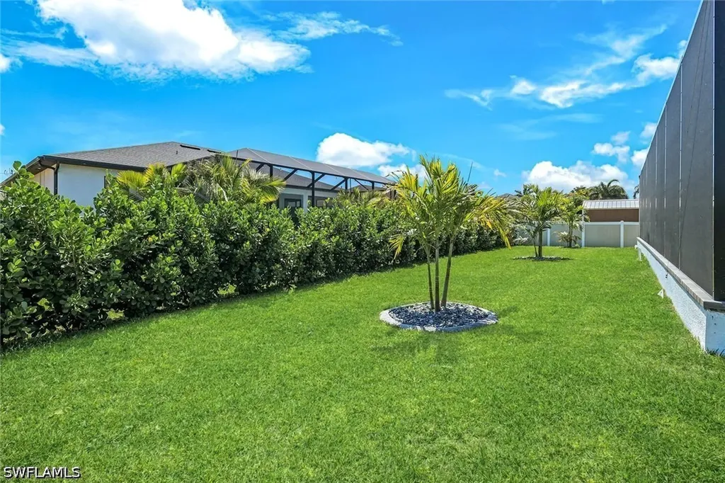 2833 SW 25th Avenue Cape Coral FL 33914