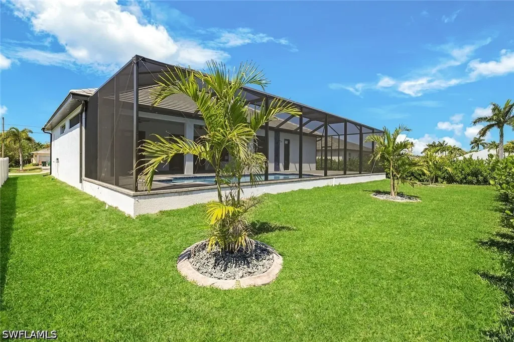 2833 SW 25th Avenue Cape Coral FL 33914
