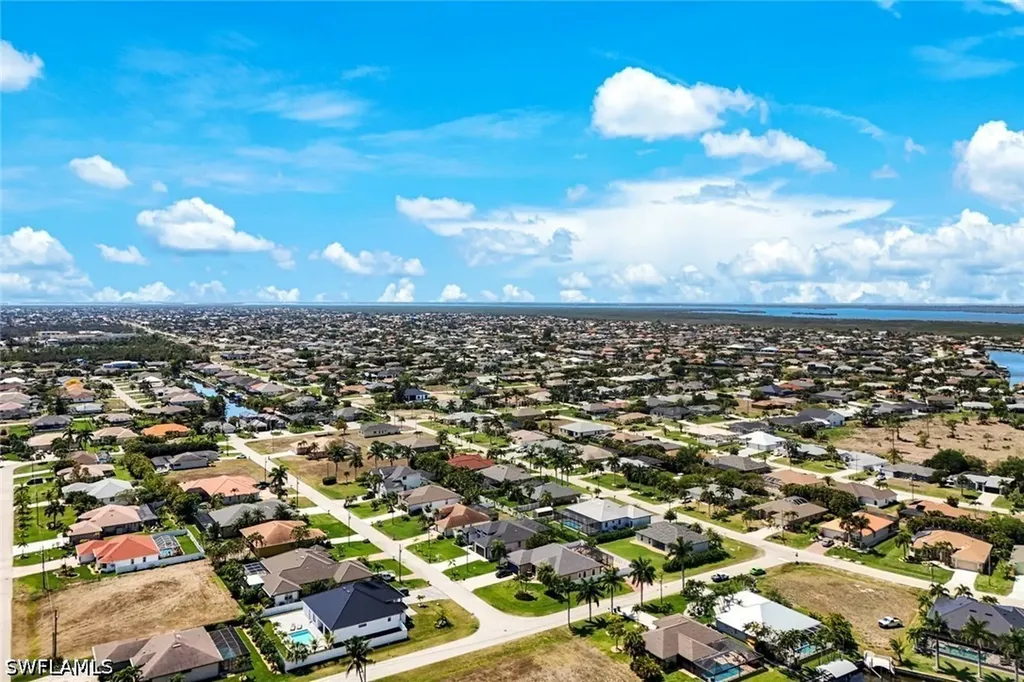 2833 SW 25th Avenue Cape Coral FL 33914