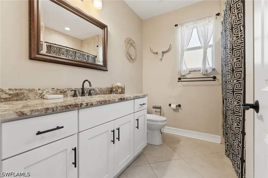 445 12th Avenue NW Naples FL 34120