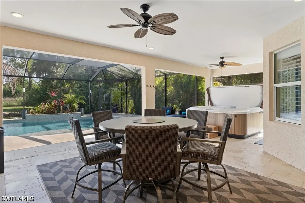 445 12th Avenue NW Naples FL 34120