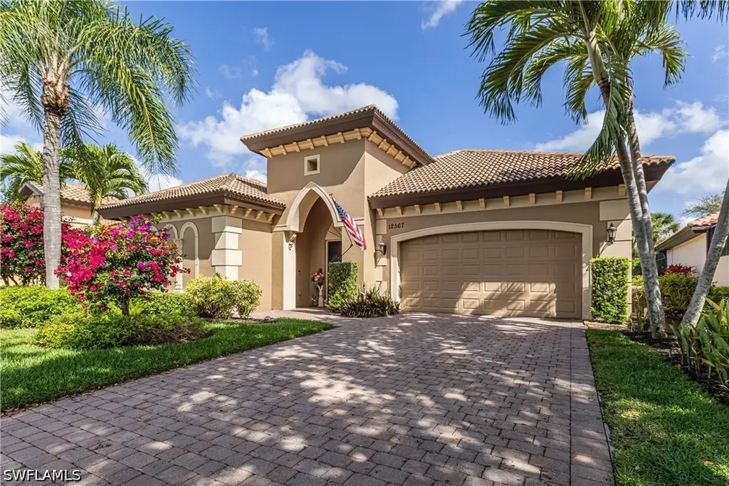 12567 Grandezza Circle Estero FL 33928