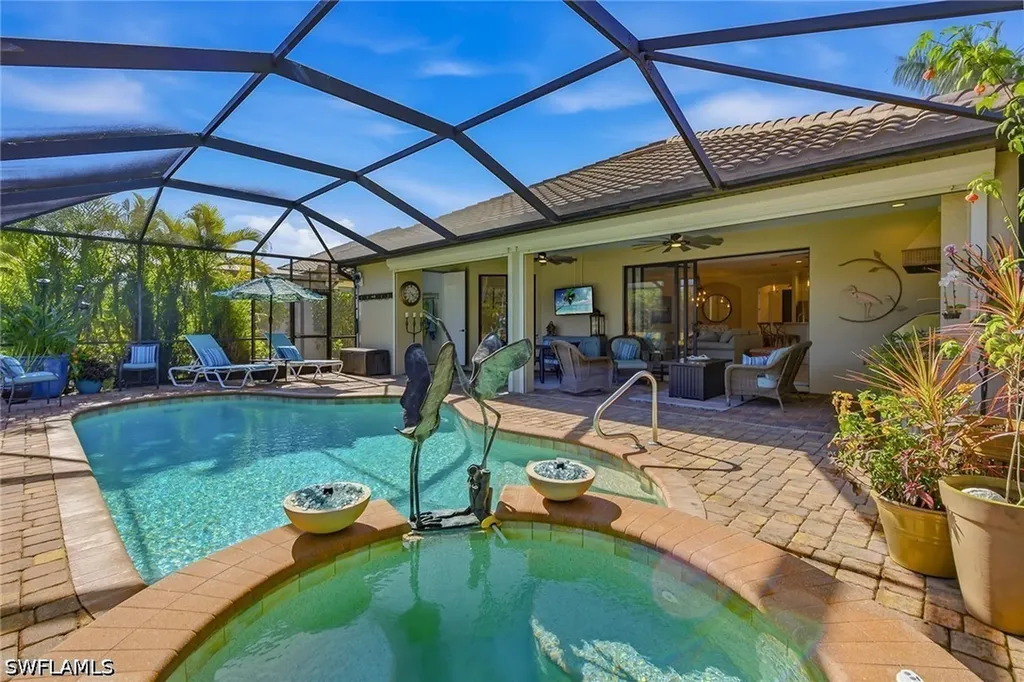 2842 Aviamar Circle Naples FL 34114