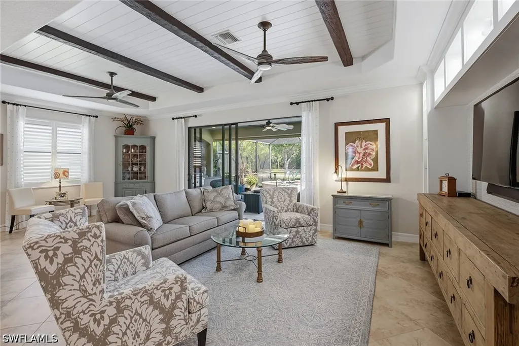 2842 Aviamar Circle Naples FL 34114