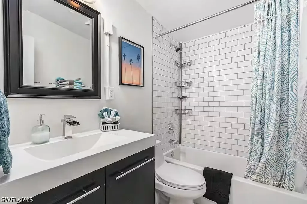 1303 Delmar Lane Naples FL 34104