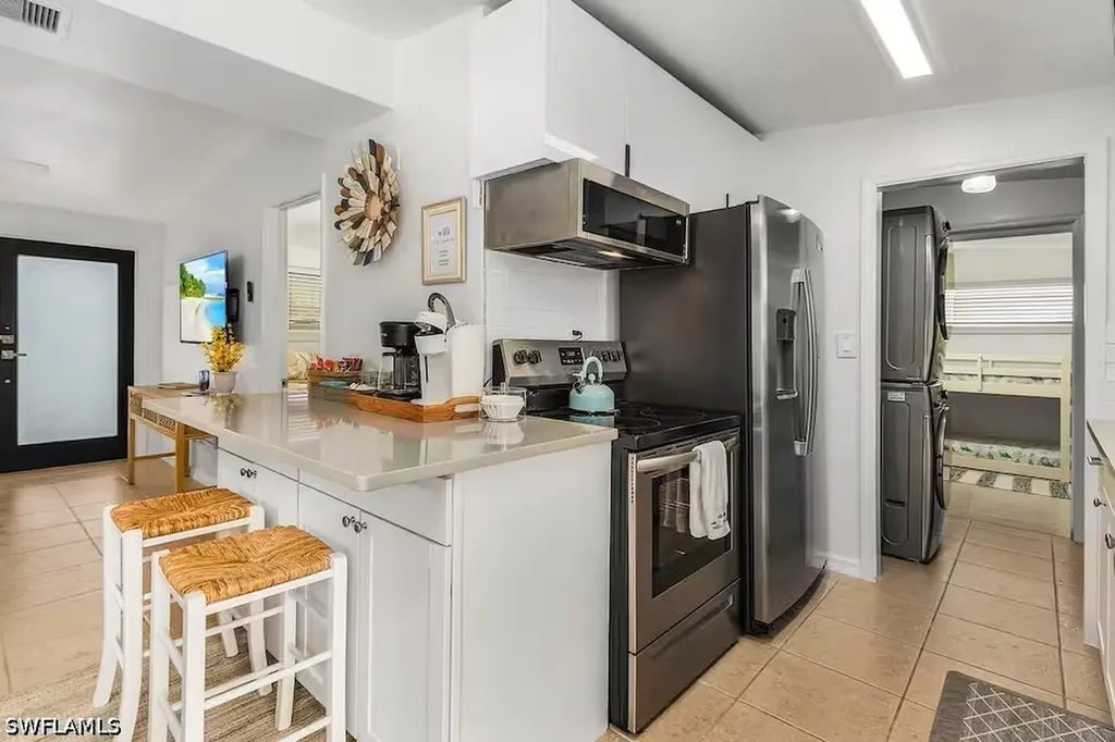 1303 Delmar Lane Naples FL 34104