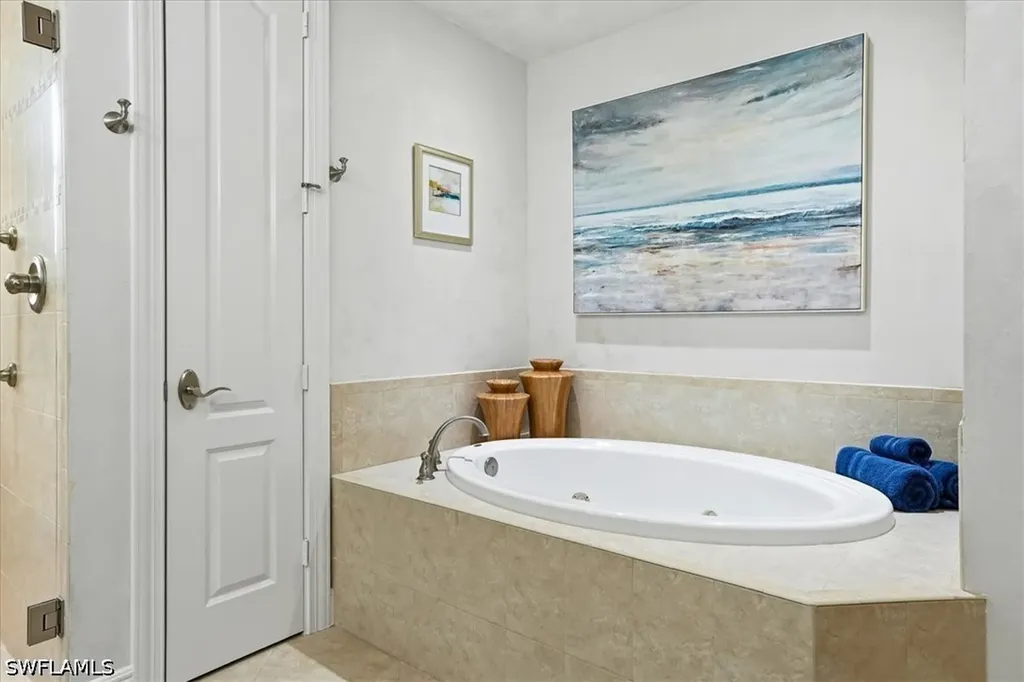 587 Avellino Isle Circle Naples FL 34119