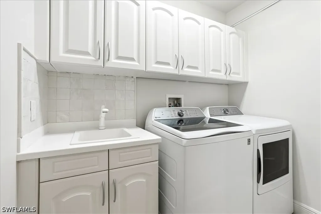 587 Avellino Isle Circle Naples FL 34119