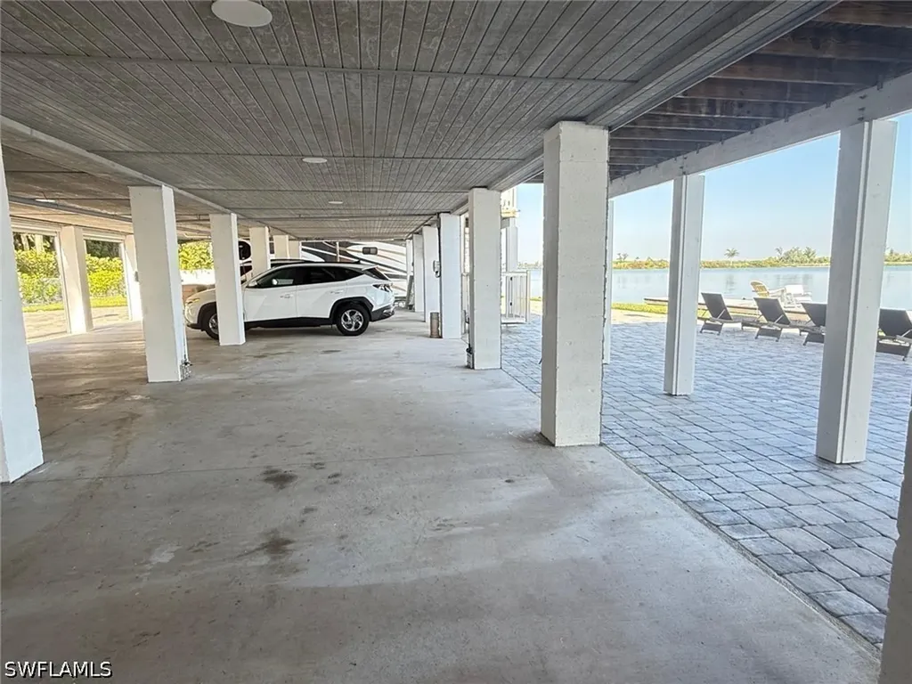 4835 E Riverside Drive Fort Myers FL 33905