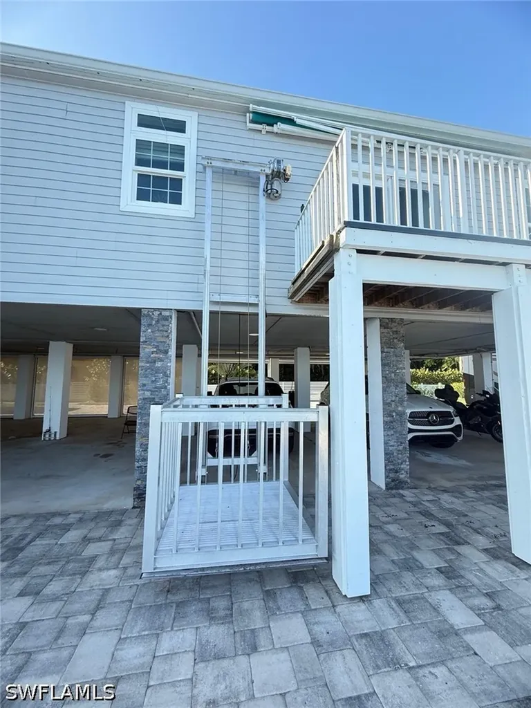4835 E Riverside Drive Fort Myers FL 33905