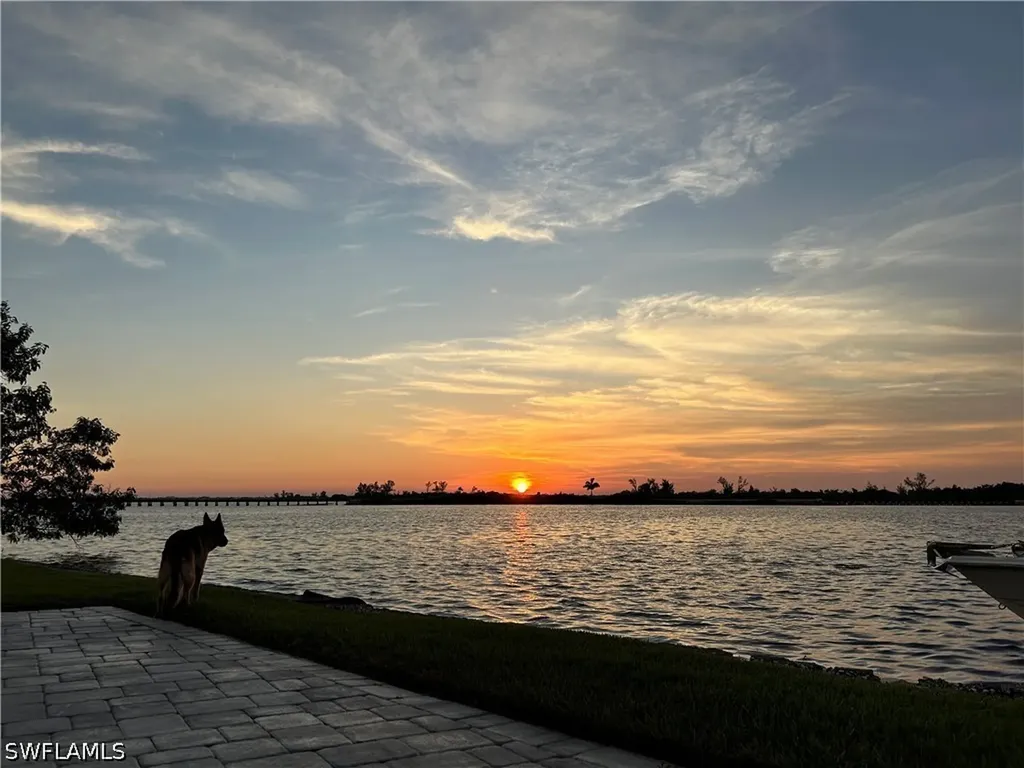 4835 E Riverside Drive Fort Myers FL 33905