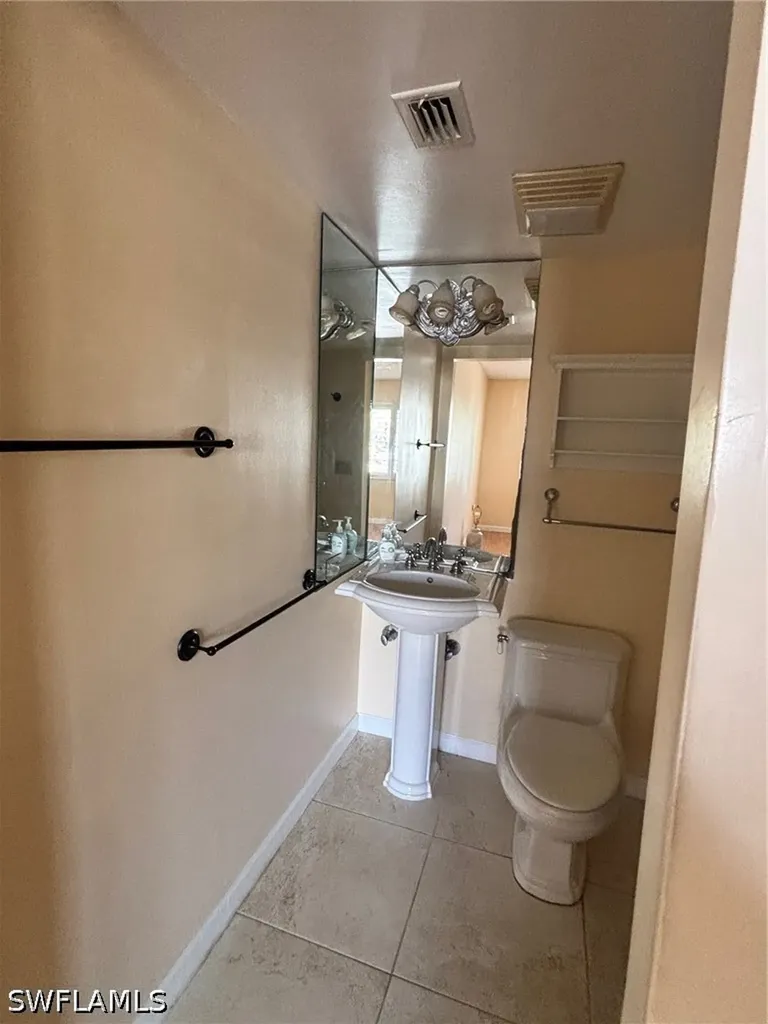 296 4th Avenue S Naples FL 34102